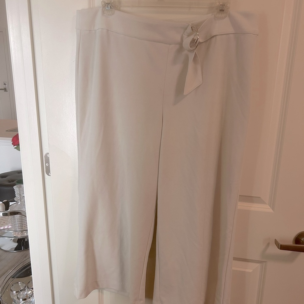 Wide leg pants